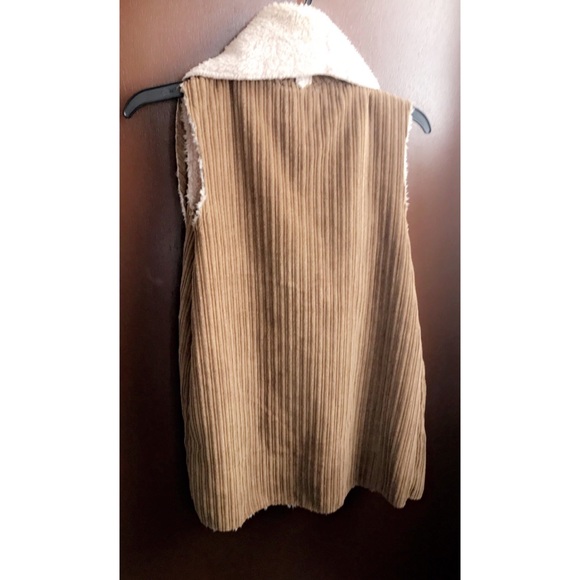 Camel Suede Vest - Picture 3 of 3